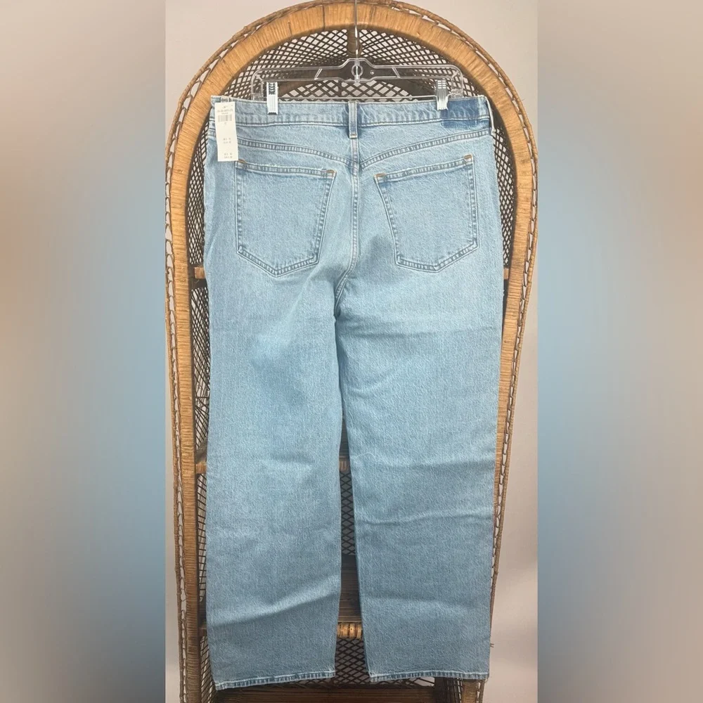 Abercrombie High Rise 90s Relaxed Jeans 33 NWT Light Wash Straight Denim - Picture 9 of 10